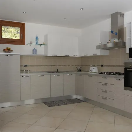 Lilli - Casa Sul Nyaraló *